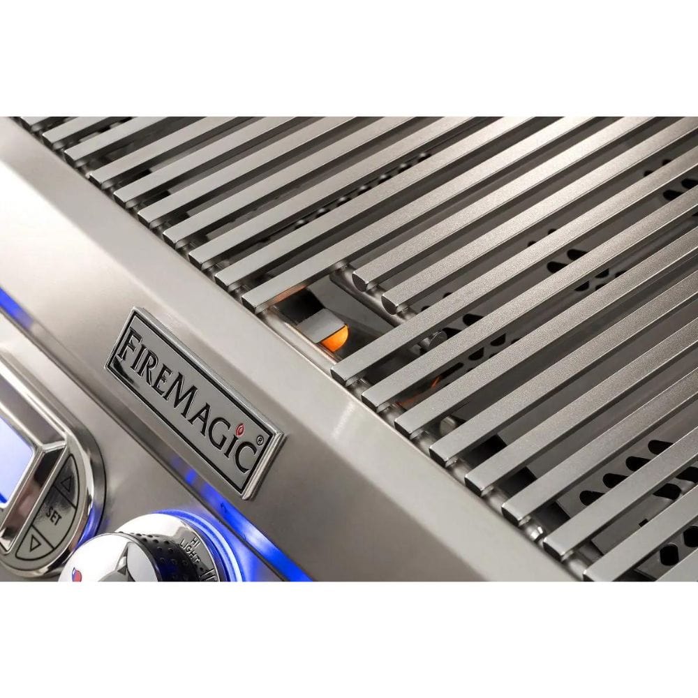 Fire Magic Aurora A540i 30" Built-In Gas Grill w/ Infrared Burner, Rotisserie & Analog Thermometer (3 Burner)