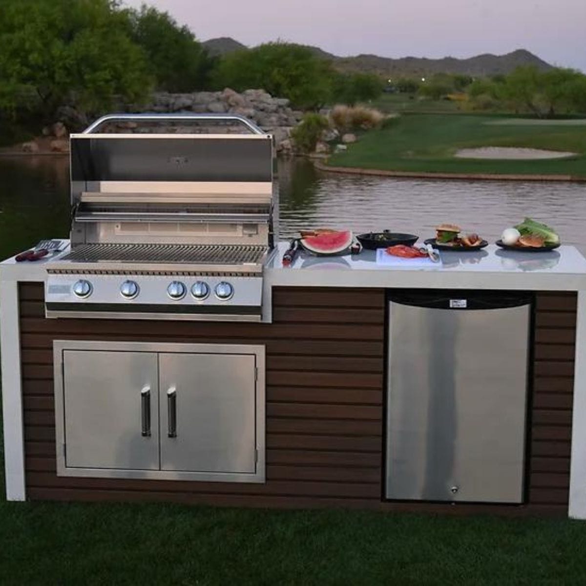 7' 6' Outdoor Kitchen