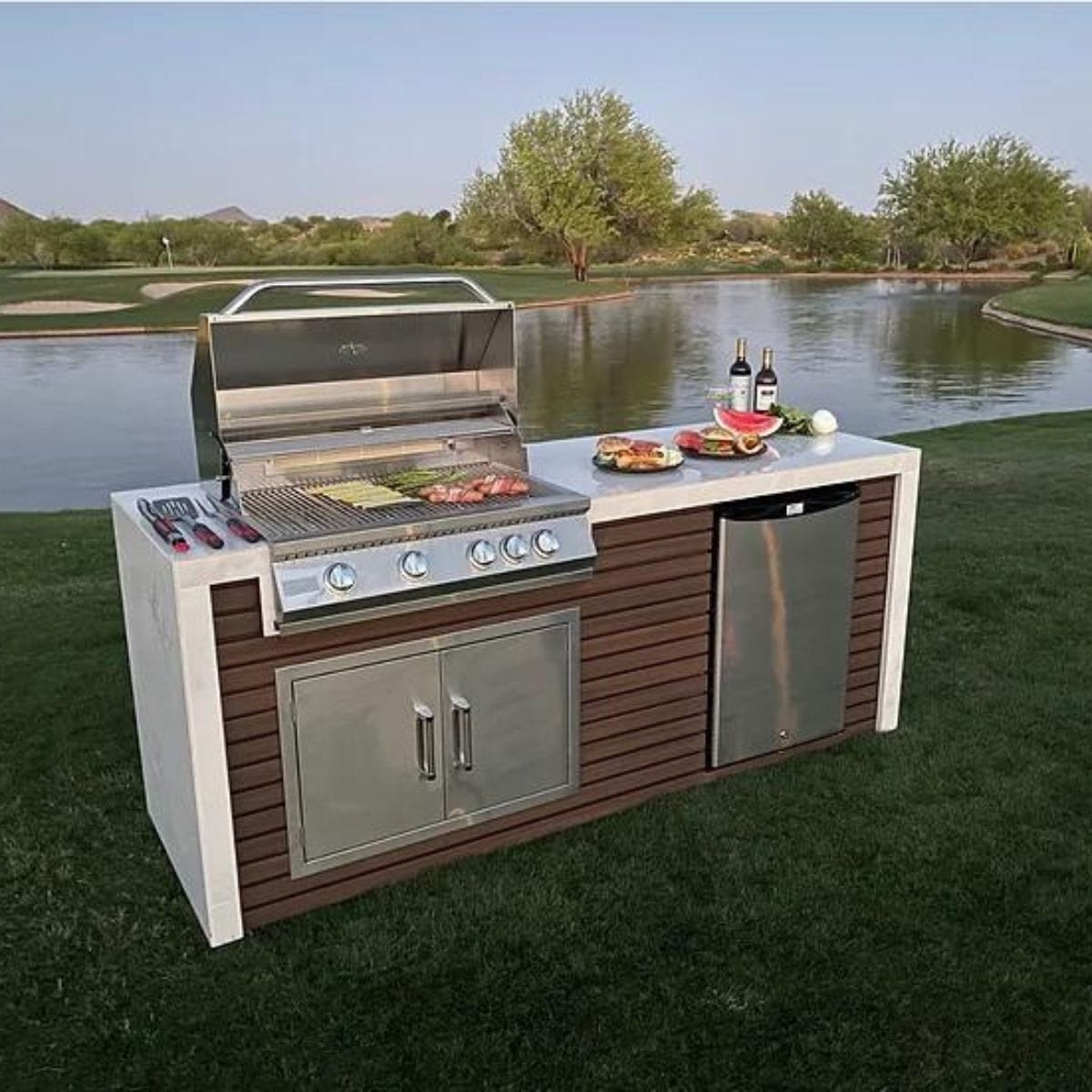 32" Classic&nbsp;4 Burner KoKoMo BBQ Grill with Back Burner