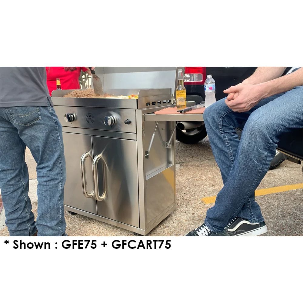 Le Griddle The Grand Texan 60" Built-In Gas Griddle (4 Burner) Lifestyle
