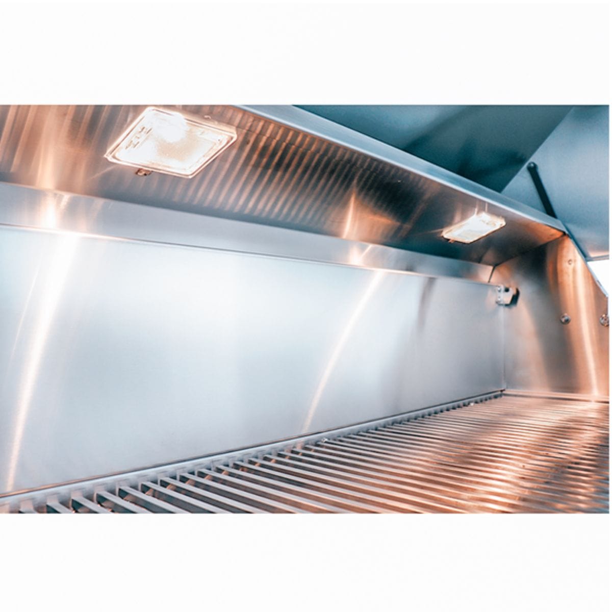 The RCS 30" ARG Built-In Grill has a spring loaded hood.