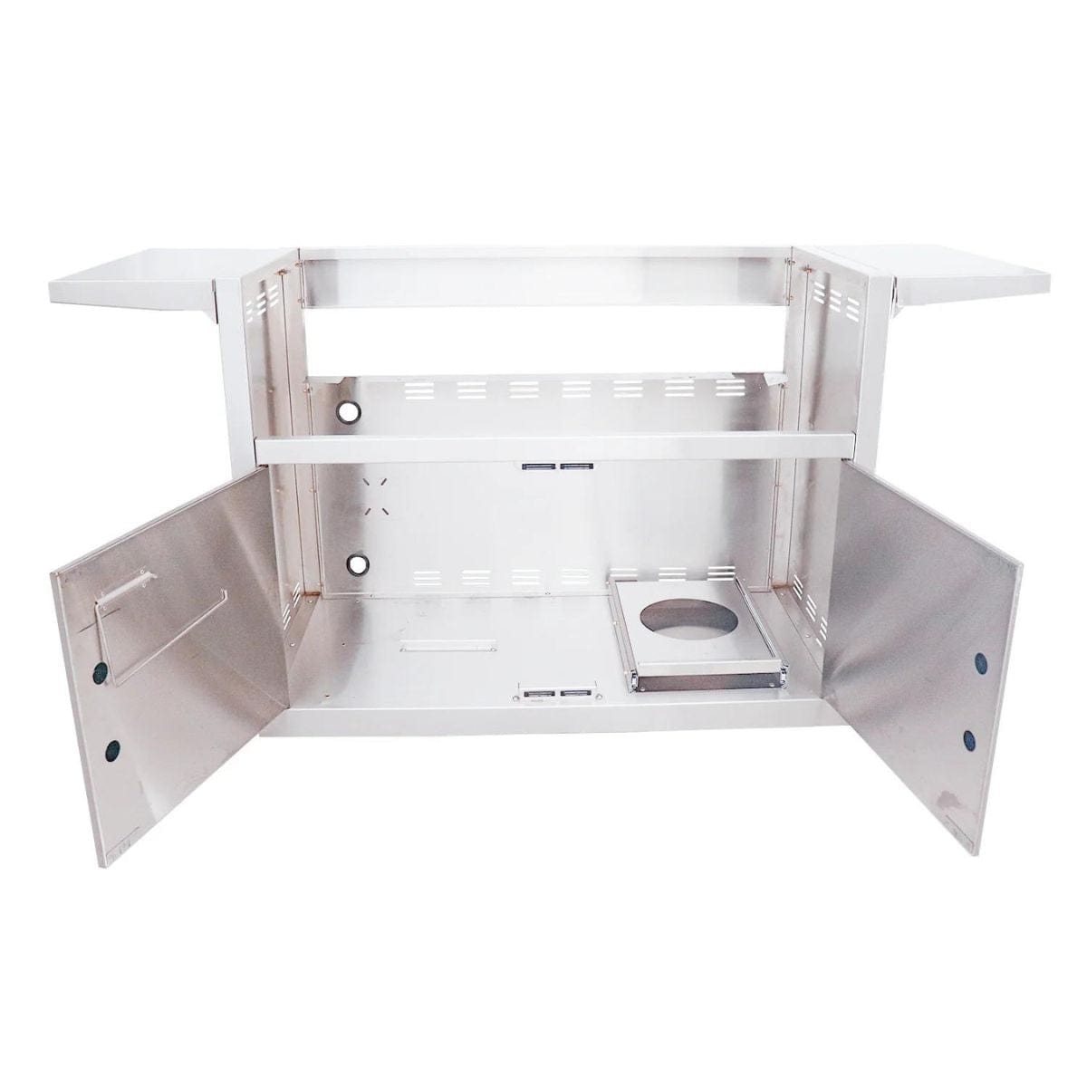 Other quality features include the rear infrared rotisserie burner with motor, spit rod with two 4 prong forks
