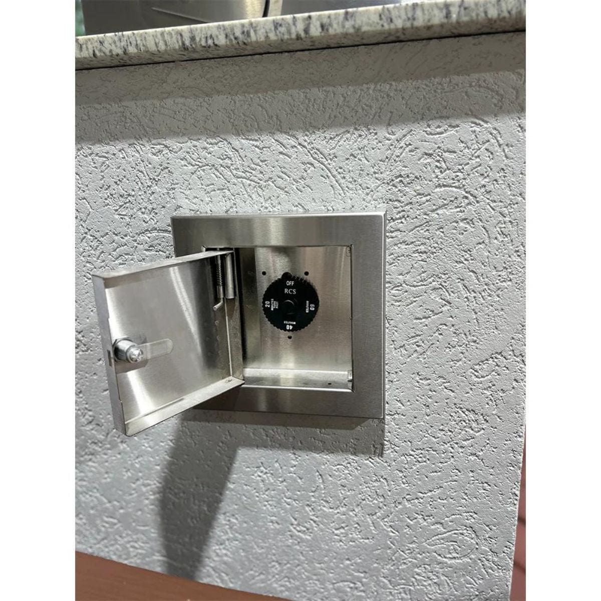 3 Mounting Holes