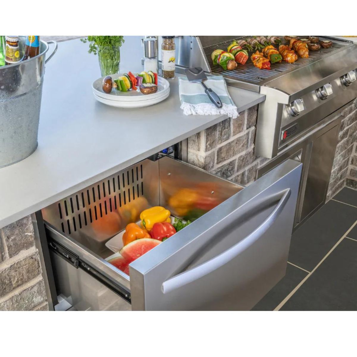 The REFR4 is the perfect addition to your RCS outdoor kitchen