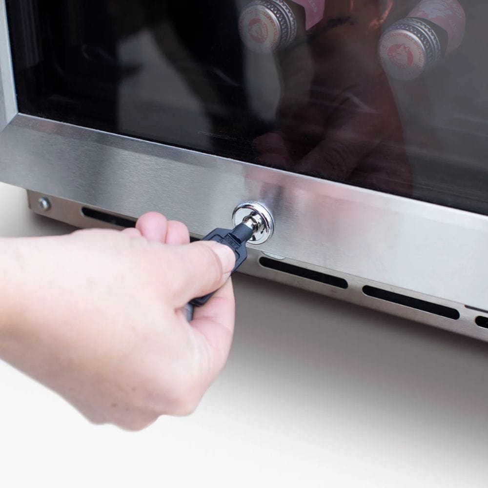  Summerset 15" 3.2C Outdoor Rated Single Zone Wine Cooler Lock