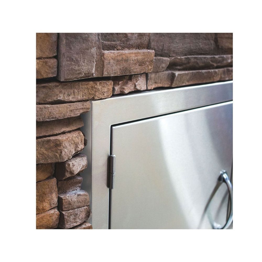 Summerset 33" Double Access Door Masonry Frame Return Lifestyle